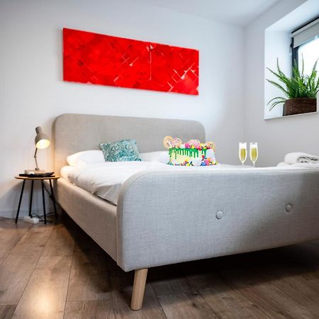 Lazynest Residence Bucarest Extérieur photo