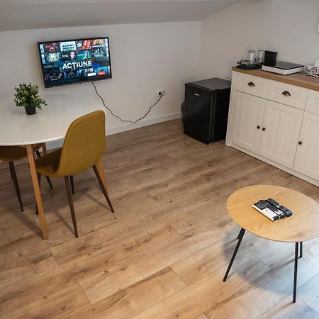 Lazynest Residence Bucarest Extérieur photo