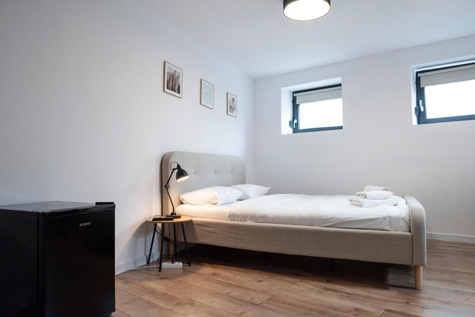 Lazynest Residence Bucarest Chambre photo