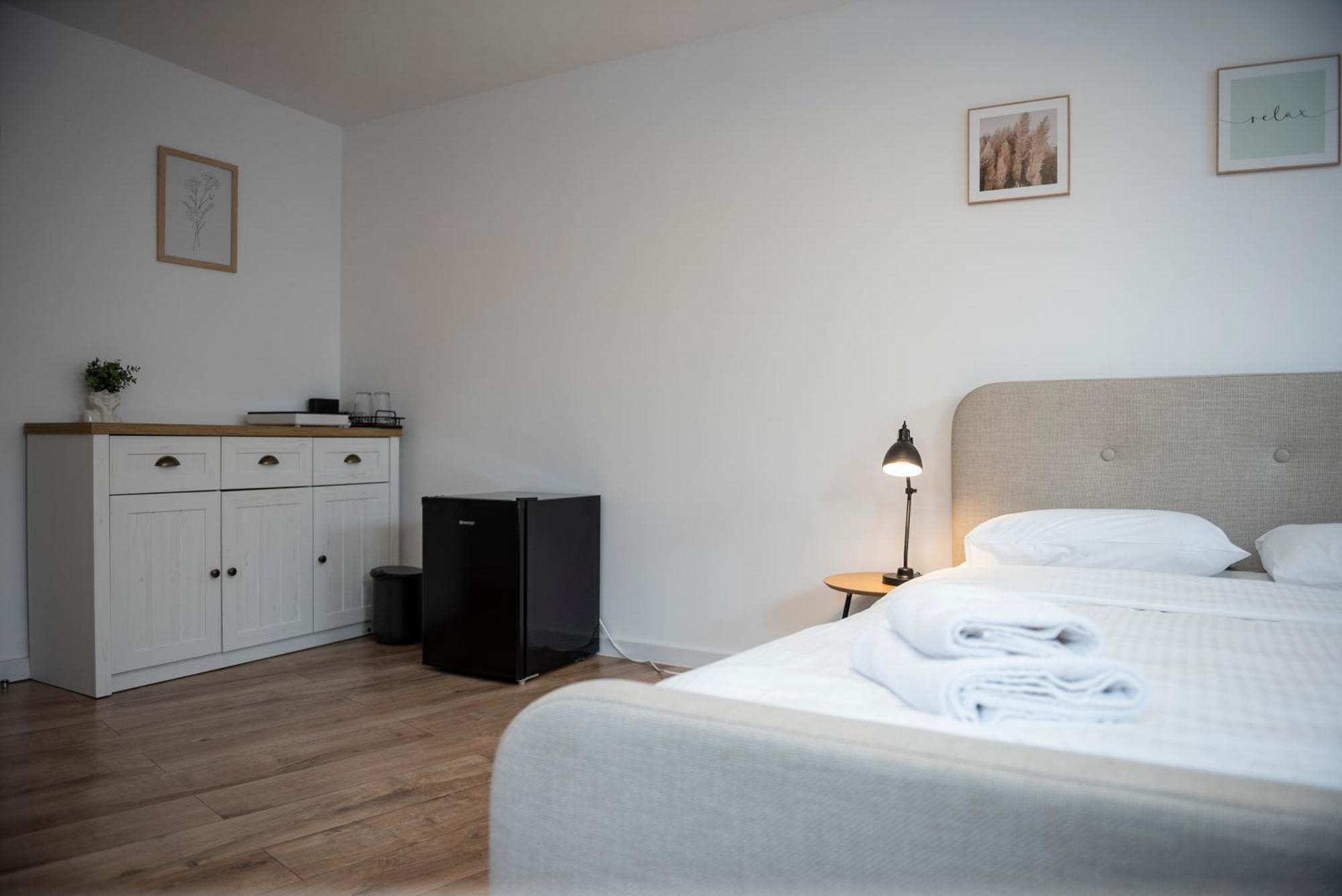 Lazynest Residence Bucarest Chambre photo